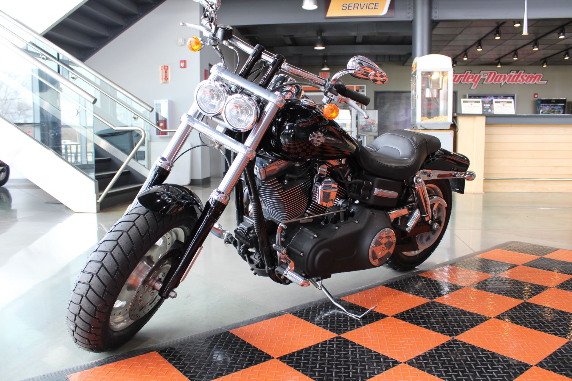 2012 Harley-Davidson Dyna® Fat Bob® in Shorewood, Illinois - Photo 6