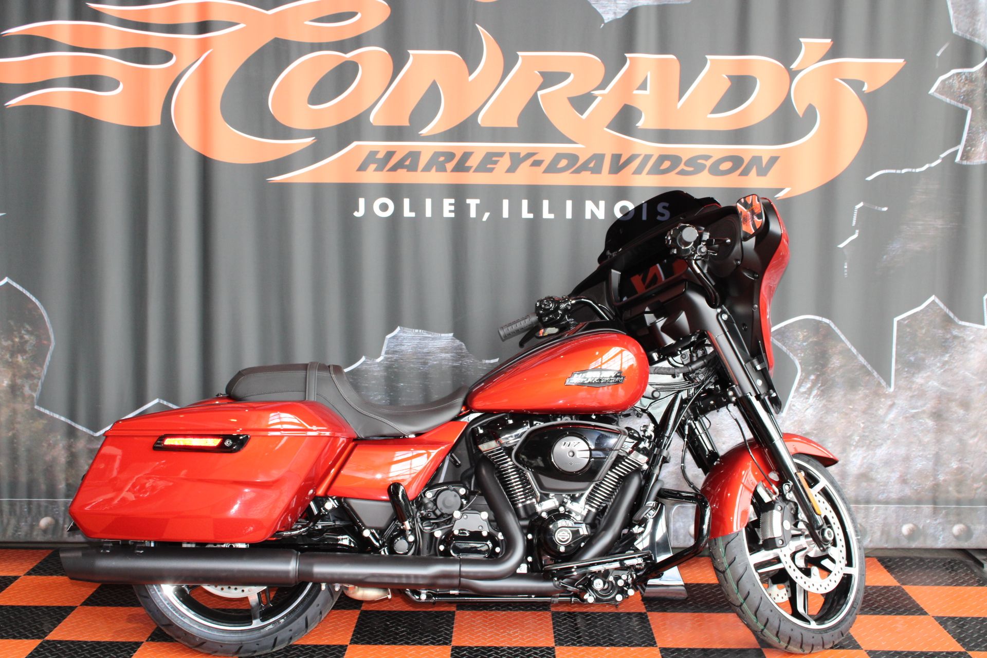 2024 Harley-Davidson Street Glide® in Shorewood, Illinois - Photo 1