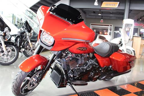 2024 Harley-Davidson Street Glide® in Shorewood, Illinois - Photo 19