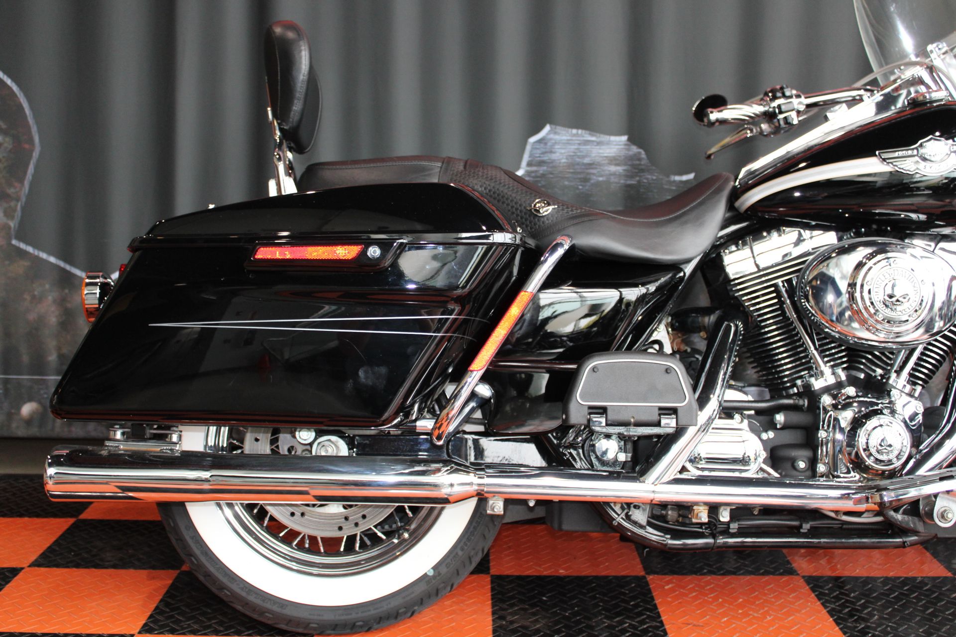 2003 Harley-Davidson FLHRCI Road King® Classic in Shorewood, Illinois - Photo 19