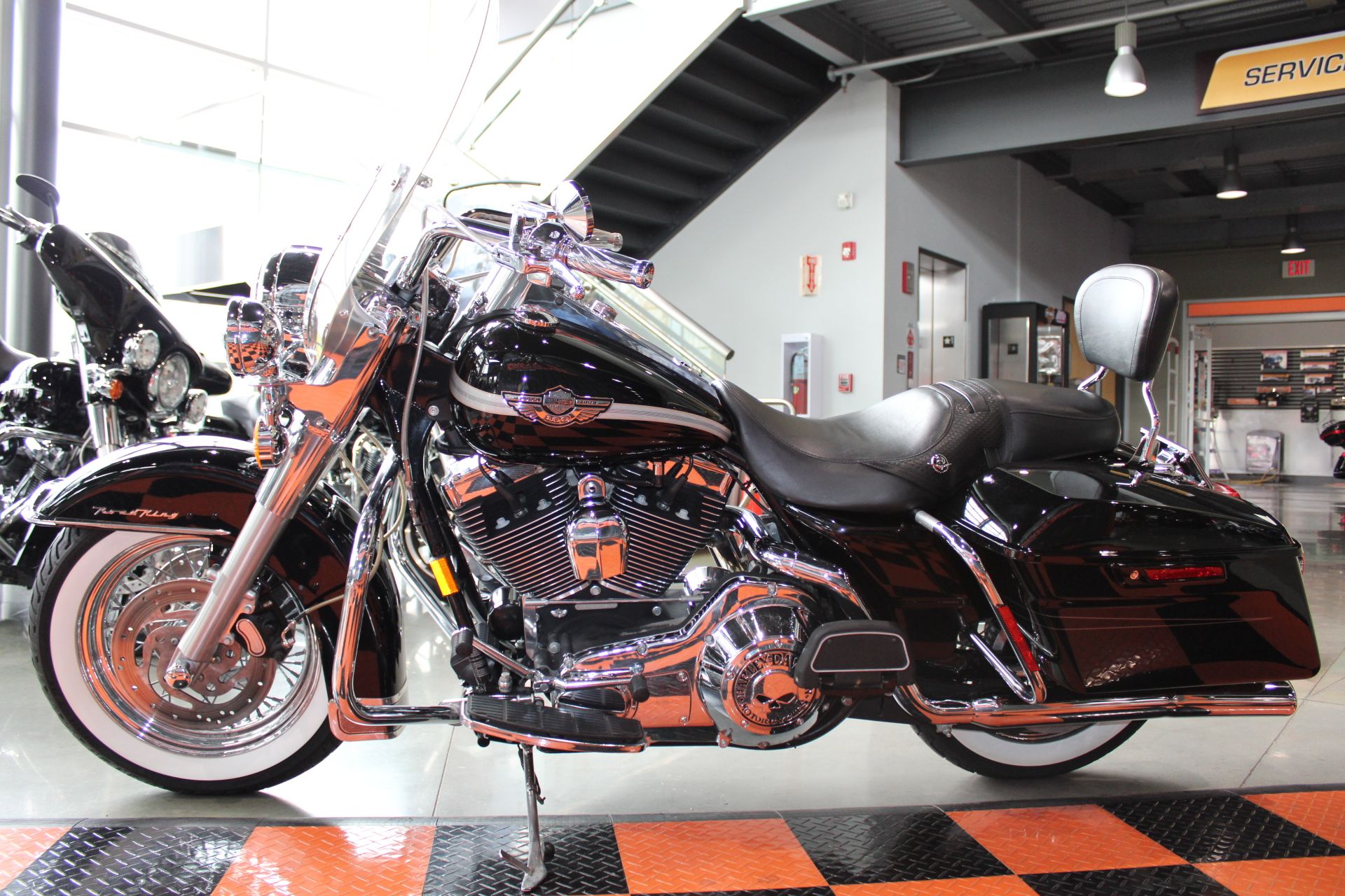 2003 Harley-Davidson FLHRCI Road King® Classic in Shorewood, Illinois - Photo 23