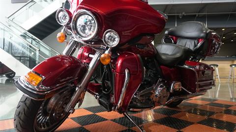 2013 Harley-Davidson Ultra Classic® Electra Glide® in Shorewood, Illinois - Photo 12