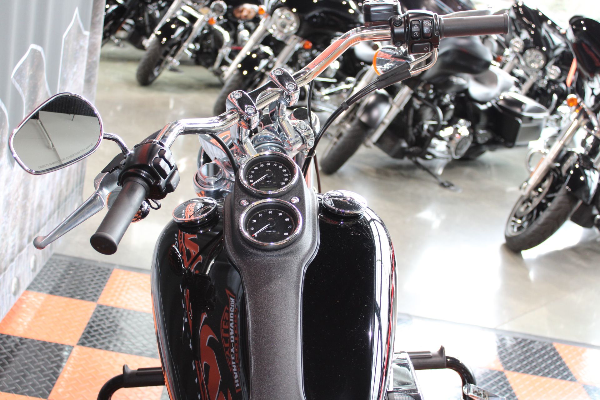 2017 Harley-Davidson Low Rider® in Shorewood, Illinois - Photo 11