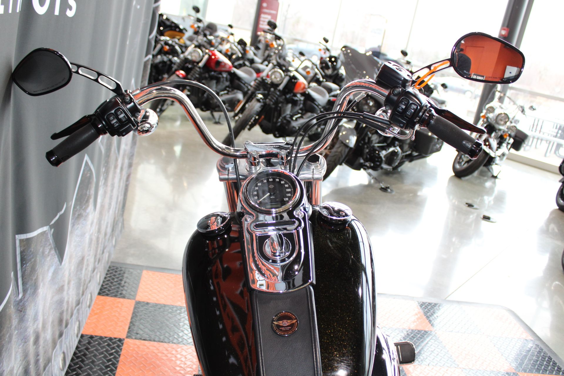 2013 Harley-Davidson Dyna® Super Glide® Custom 110th Anniversary Edition in Shorewood, Illinois - Photo 14