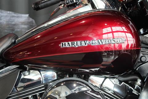 2014 Harley-Davidson Ultra Limited in Shorewood, Illinois - Photo 6