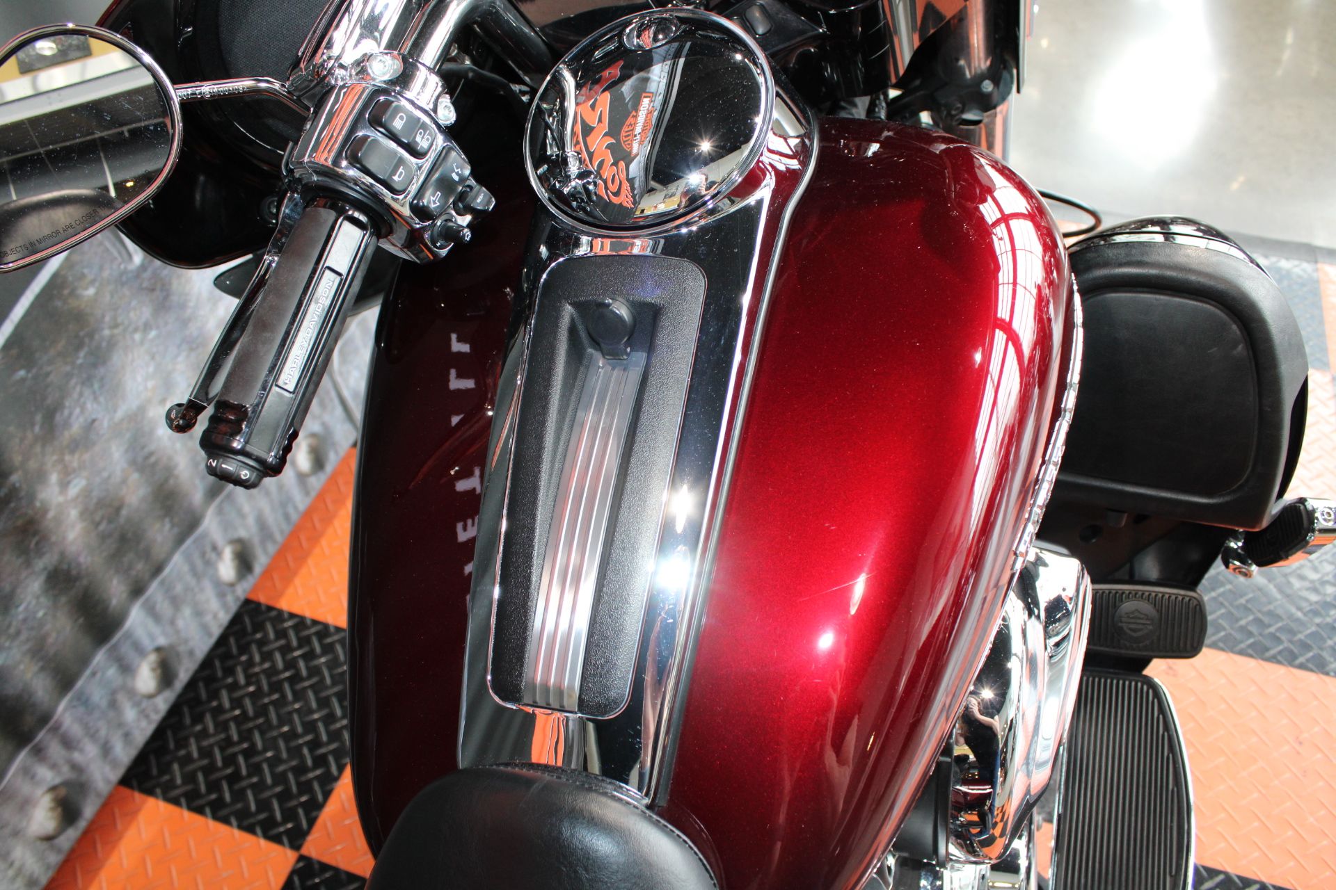 2014 Harley-Davidson Ultra Limited in Shorewood, Illinois - Photo 12