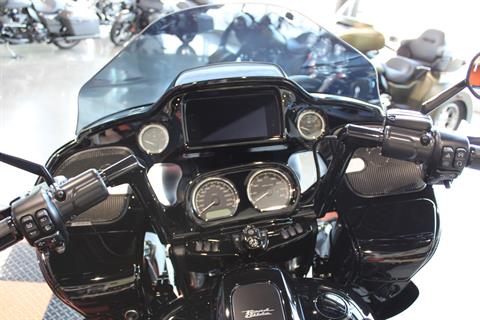 2022 Harley-Davidson Road Glide® ST in Shorewood, Illinois - Photo 25