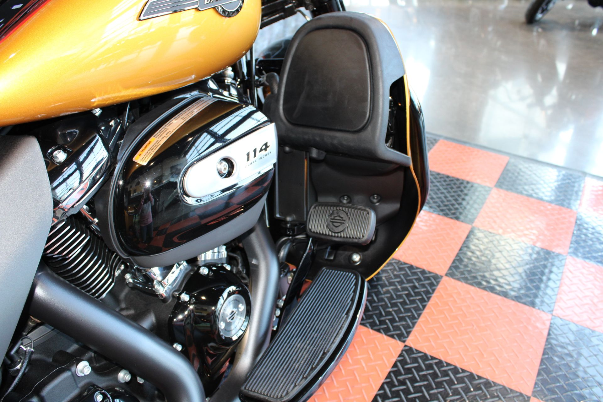 2023 Harley-Davidson Ultra Limited in Shorewood, Illinois - Photo 8