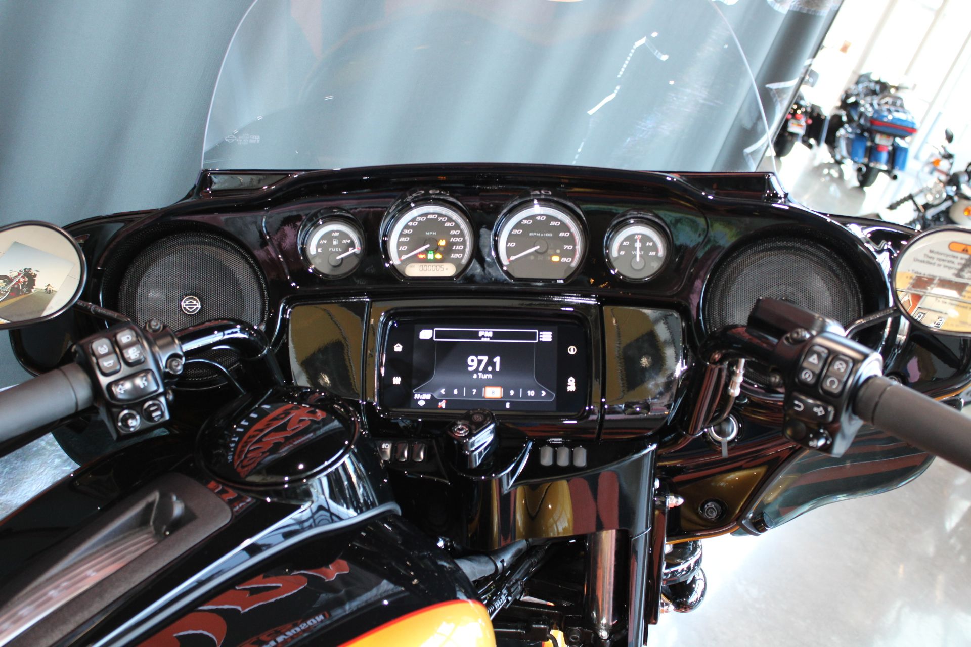 2023 Harley-Davidson Ultra Limited in Shorewood, Illinois - Photo 13