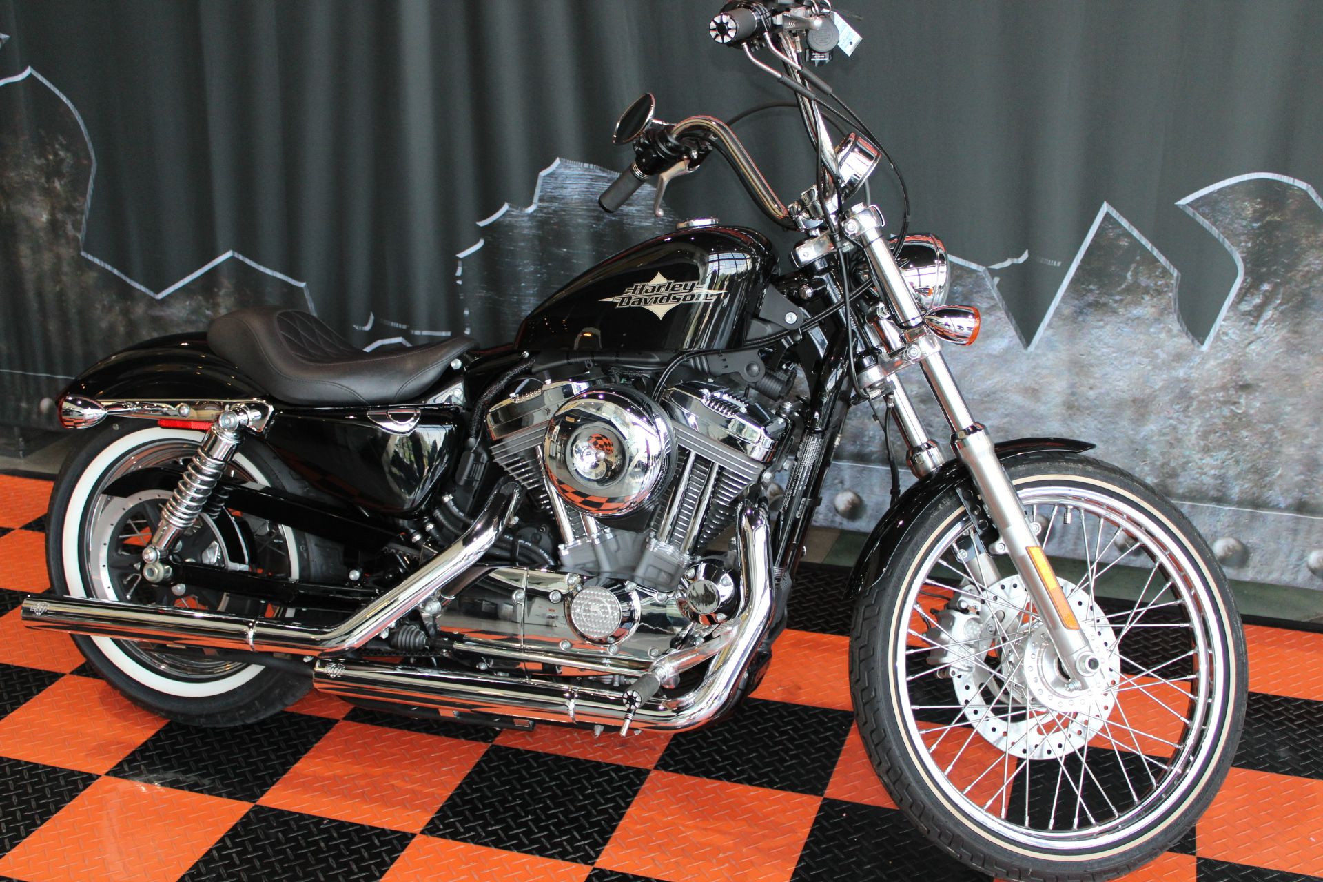 2015 Harley-Davidson Seventy-Two® in Shorewood, Illinois - Photo 2