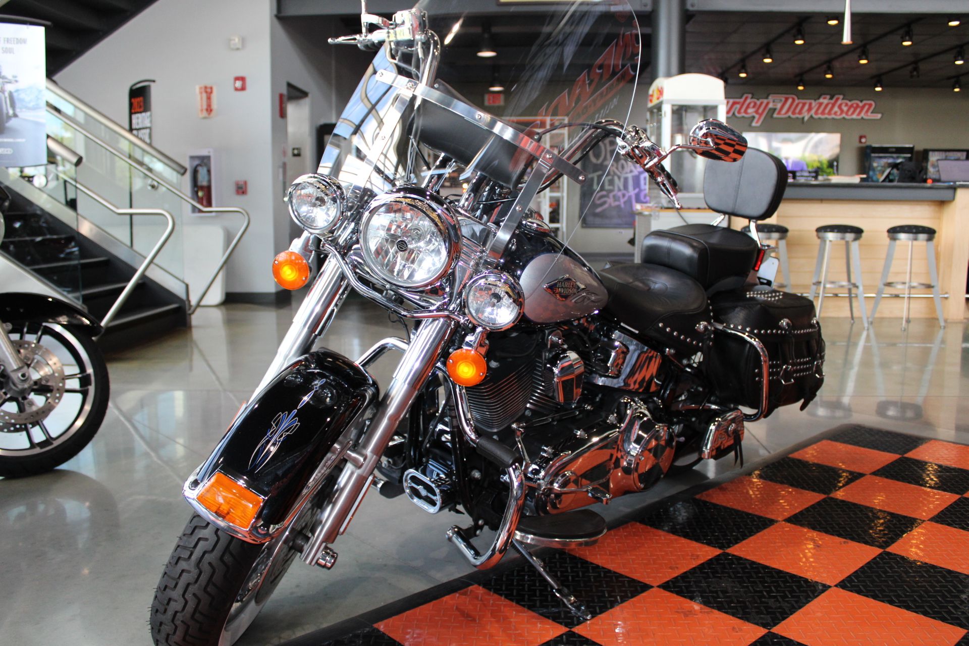 2013 Harley-Davidson Heritage Softail® Classic in Shorewood, Illinois - Photo 22