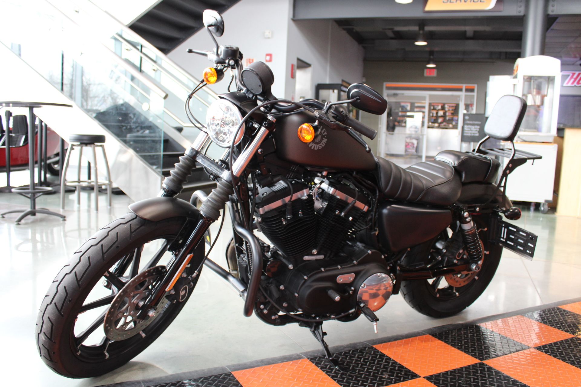 2021 Harley-Davidson Iron 883™ in Shorewood, Illinois - Photo 18