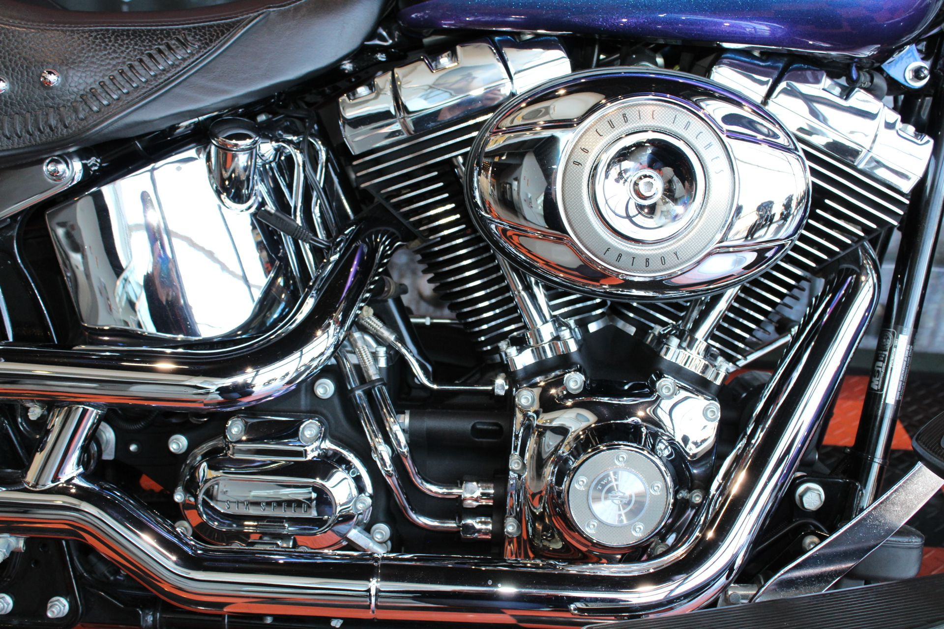 2010 Harley-Davidson Softail® Fat Boy® in Shorewood, Illinois - Photo 6