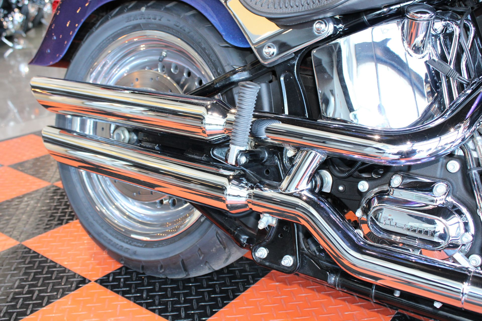2010 Harley-Davidson Softail® Fat Boy® in Shorewood, Illinois - Photo 8