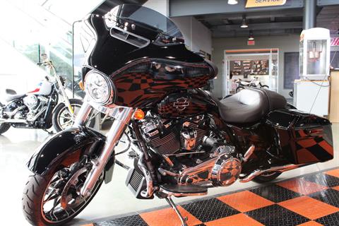 2021 Harley-Davidson Street Glide® Special in Shorewood, Illinois - Photo 22