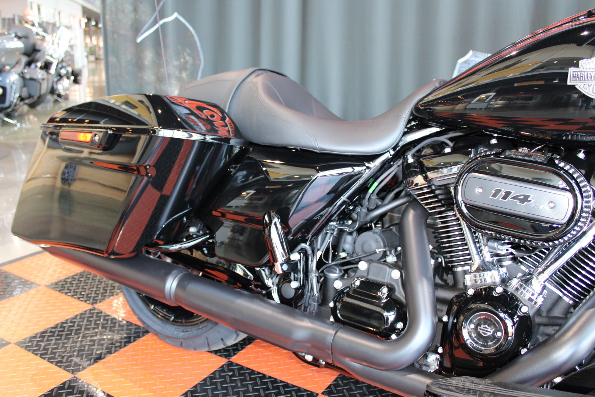 2022 Harley-Davidson Street Glide® Special in Shorewood, Illinois - Photo 7