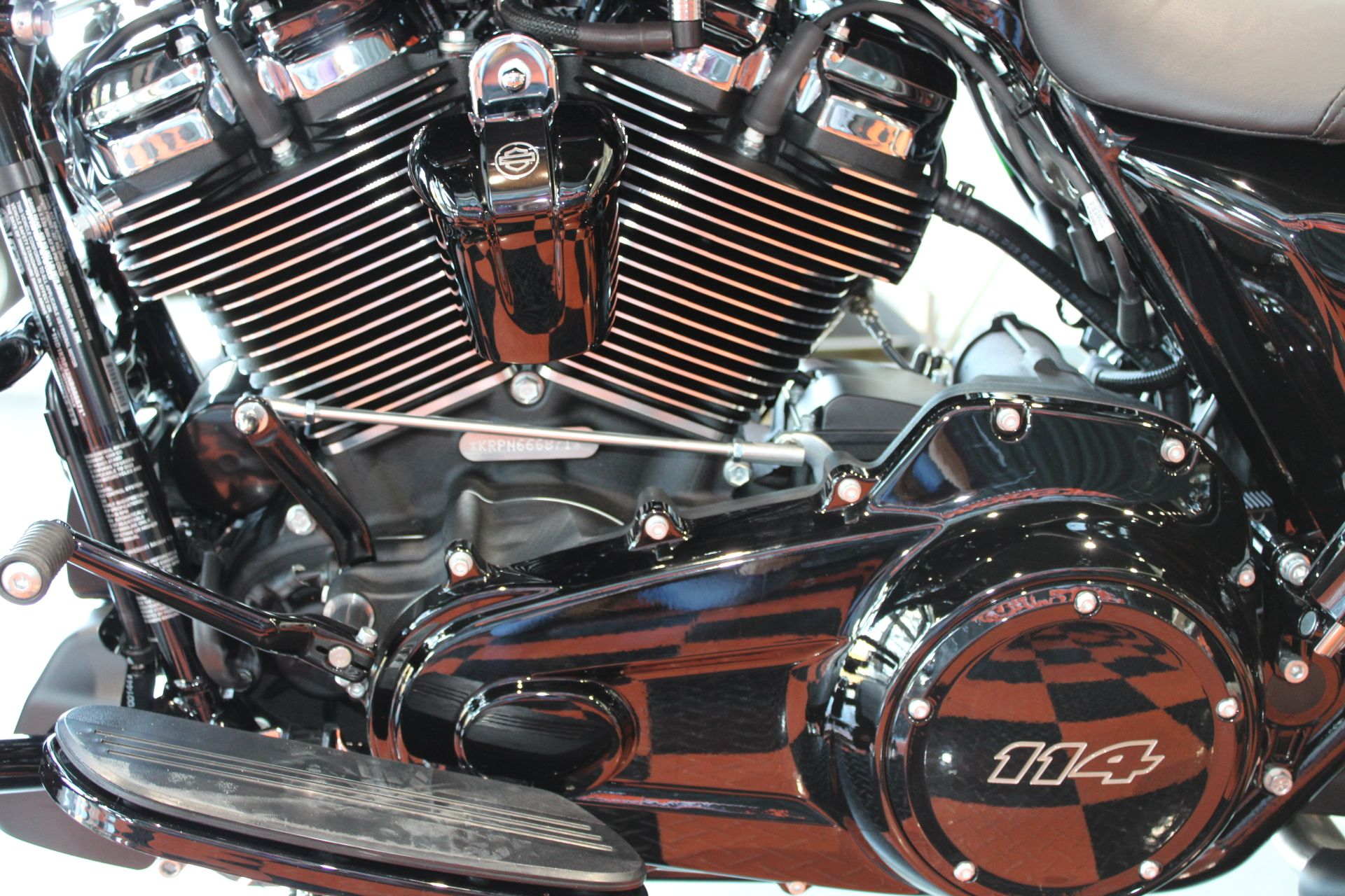 2022 Harley-Davidson Street Glide® Special in Shorewood, Illinois - Photo 16