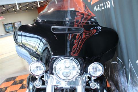2018 Harley-Davidson Electra Glide® Ultra Classic® in Shorewood, Illinois - Photo 22