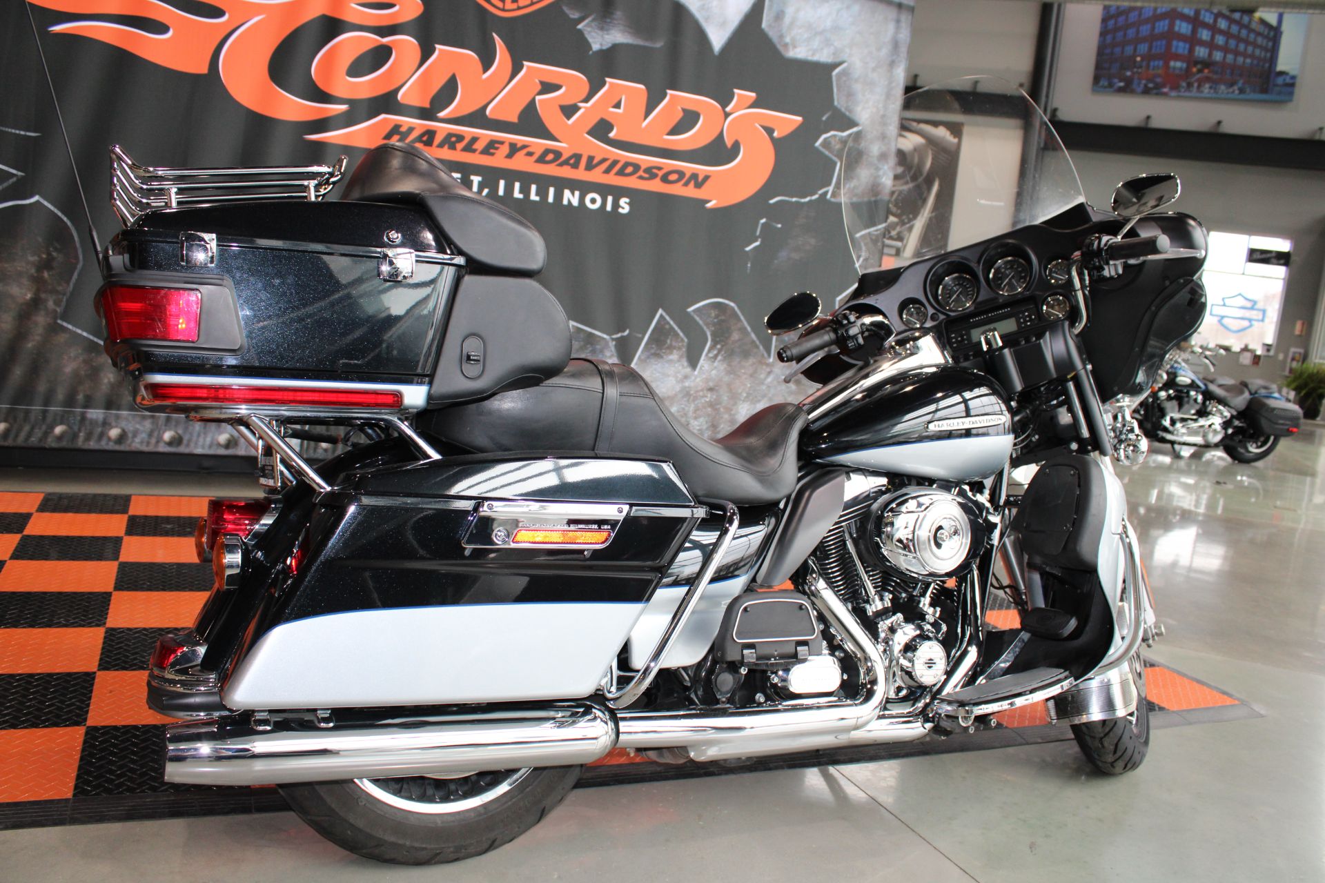 2013 Harley-Davidson Electra Glide® Ultra Limited in Shorewood, Illinois - Photo 11
