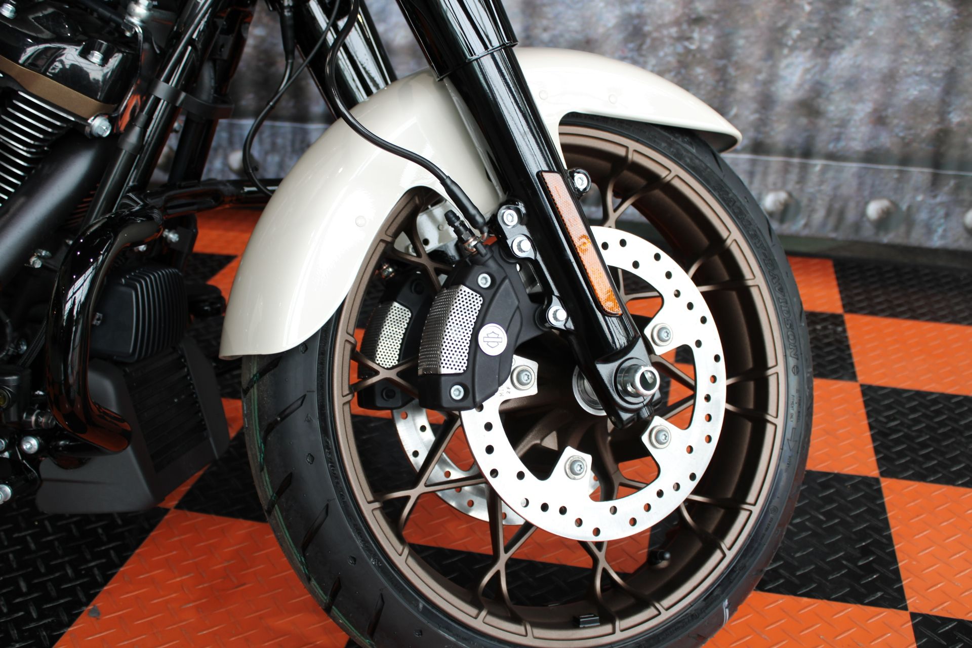 2023 Harley-Davidson Street Glide® ST in Shorewood, Illinois - Photo 4