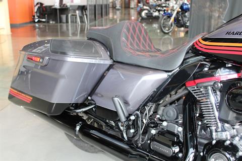 2020 Harley-Davidson CVO™ Street Glide® in Shorewood, Illinois - Photo 6