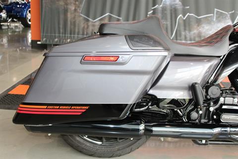 2020 Harley-Davidson CVO™ Street Glide® in Shorewood, Illinois - Photo 12