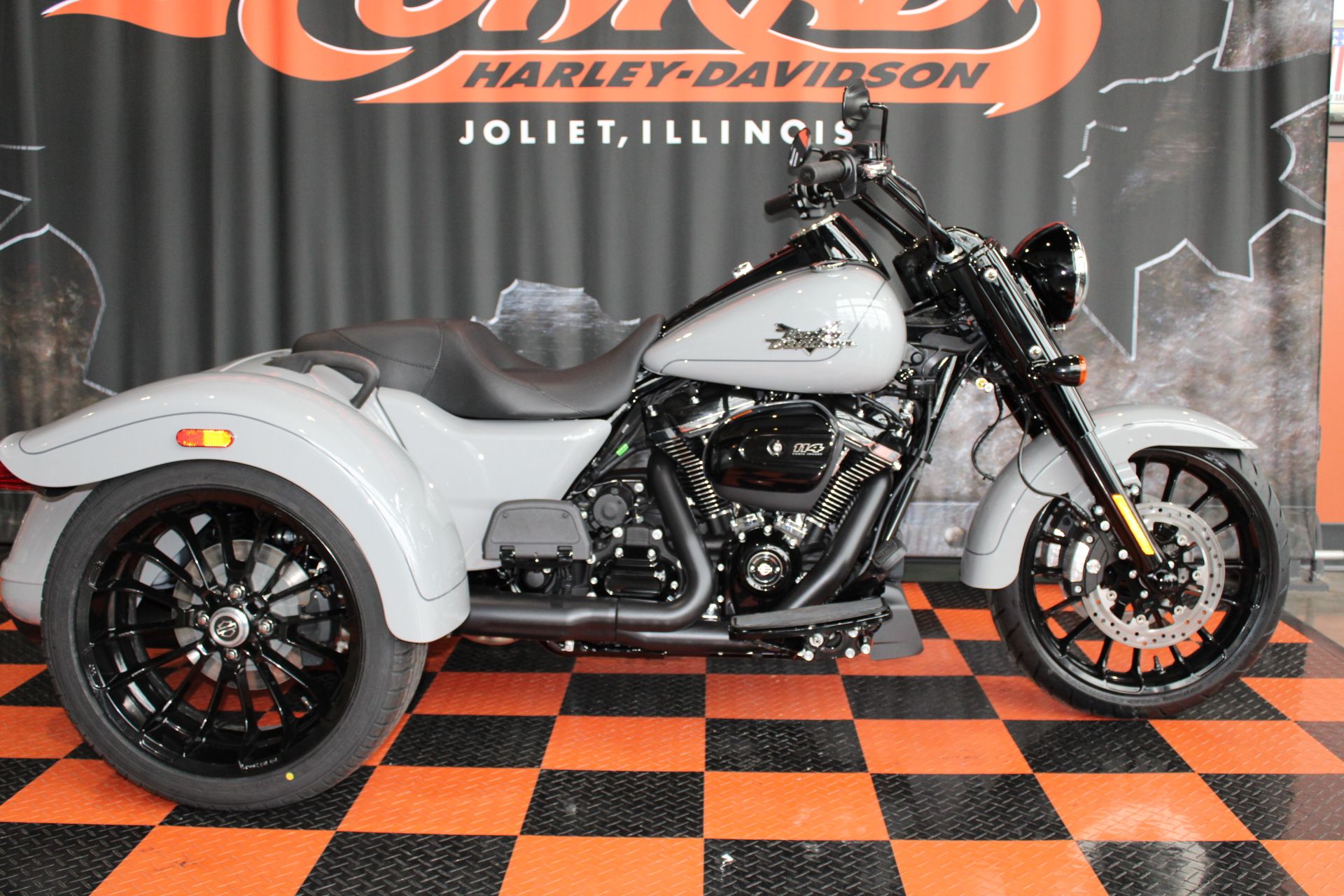 2024 Harley-Davidson Freewheeler® in Shorewood, Illinois - Photo 2