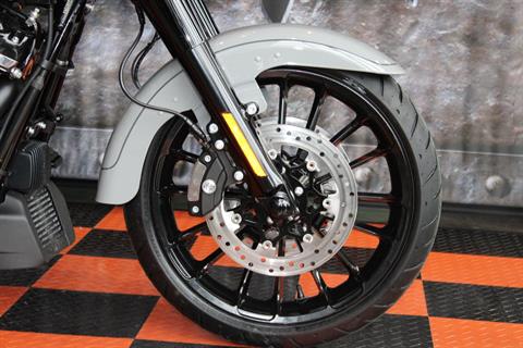 2024 Harley-Davidson Freewheeler® in Shorewood, Illinois - Photo 4