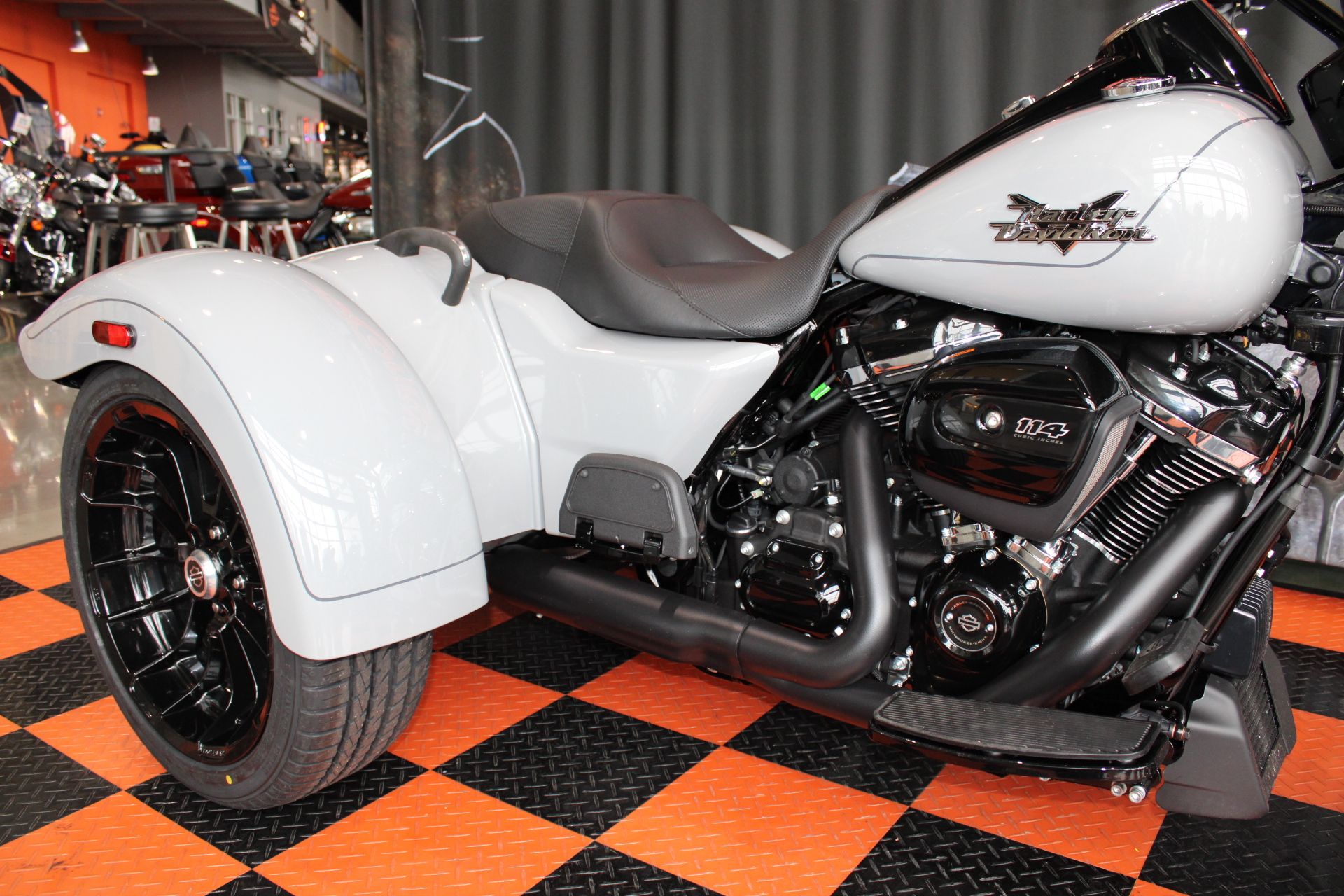 2024 Harley-Davidson Freewheeler® in Shorewood, Illinois - Photo 8