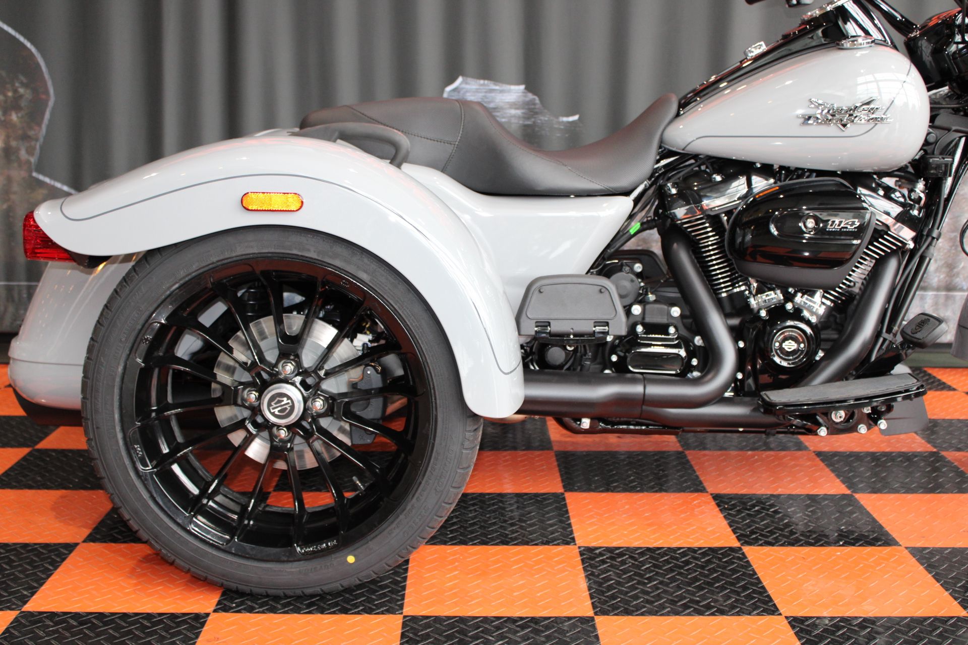2024 Harley-Davidson Freewheeler® in Shorewood, Illinois - Photo 15