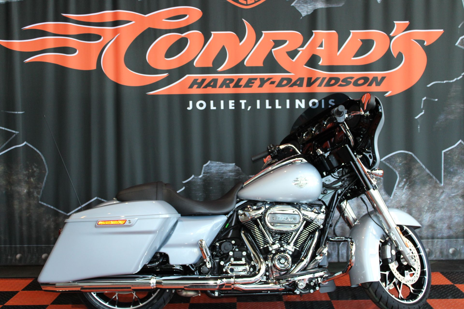 2023 Harley-Davidson Street Glide® Special in Shorewood, Illinois - Photo 1