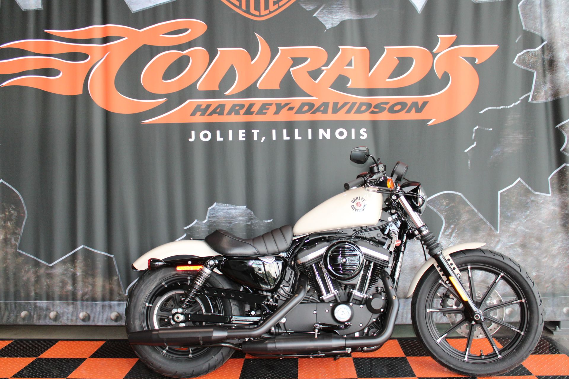 2022 Harley-Davidson Iron 883™ in Shorewood, Illinois - Photo 1
