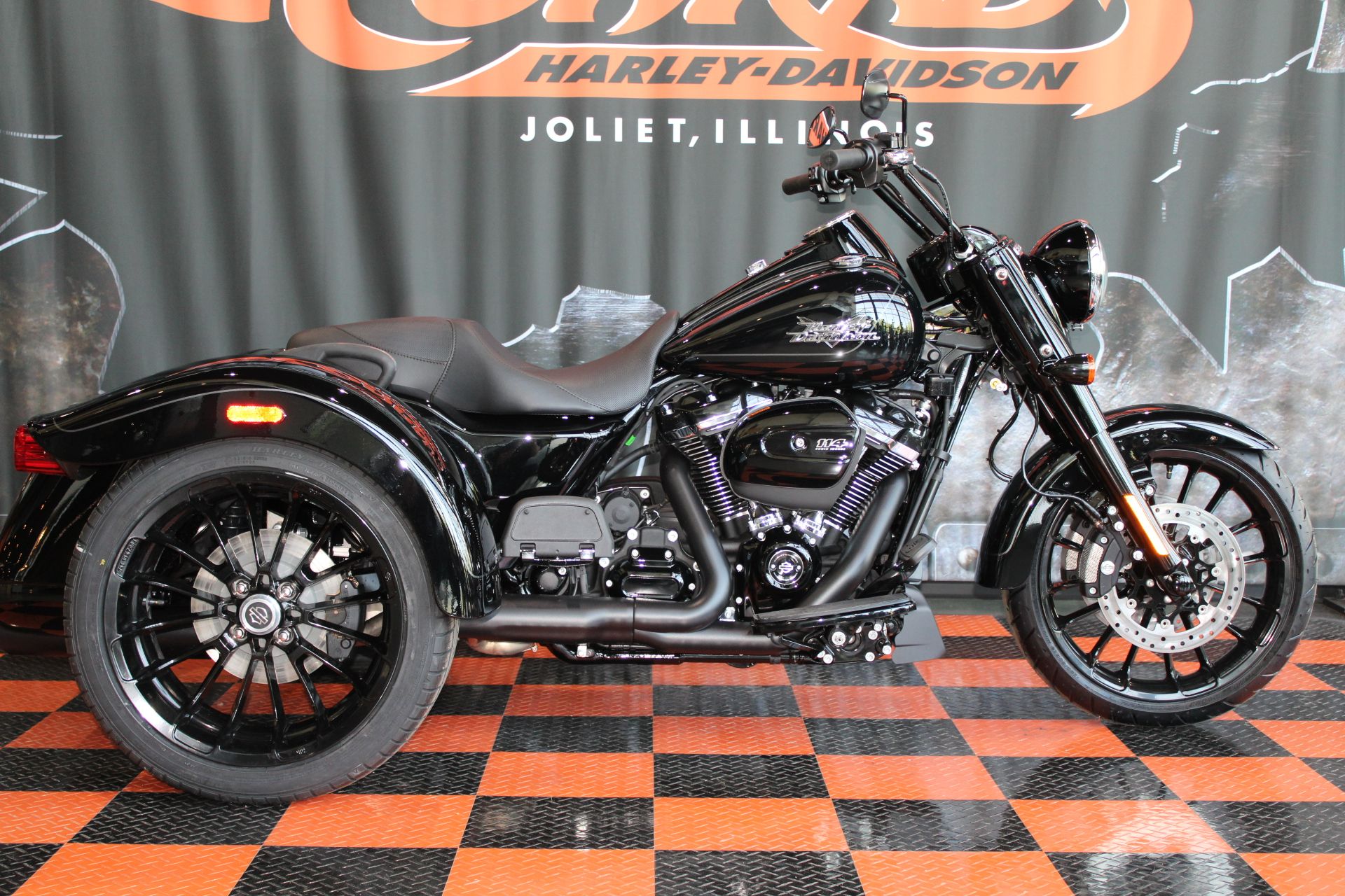 2023 Harley-Davidson Freewheeler® in Shorewood, Illinois - Photo 2