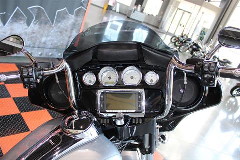2015 Harley-Davidson Street Glide® Special in Shorewood, Illinois - Photo 8