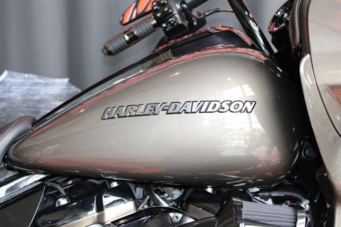 2021 Harley-Davidson CVO™ Road Glide® in Shorewood, Illinois - Photo 6