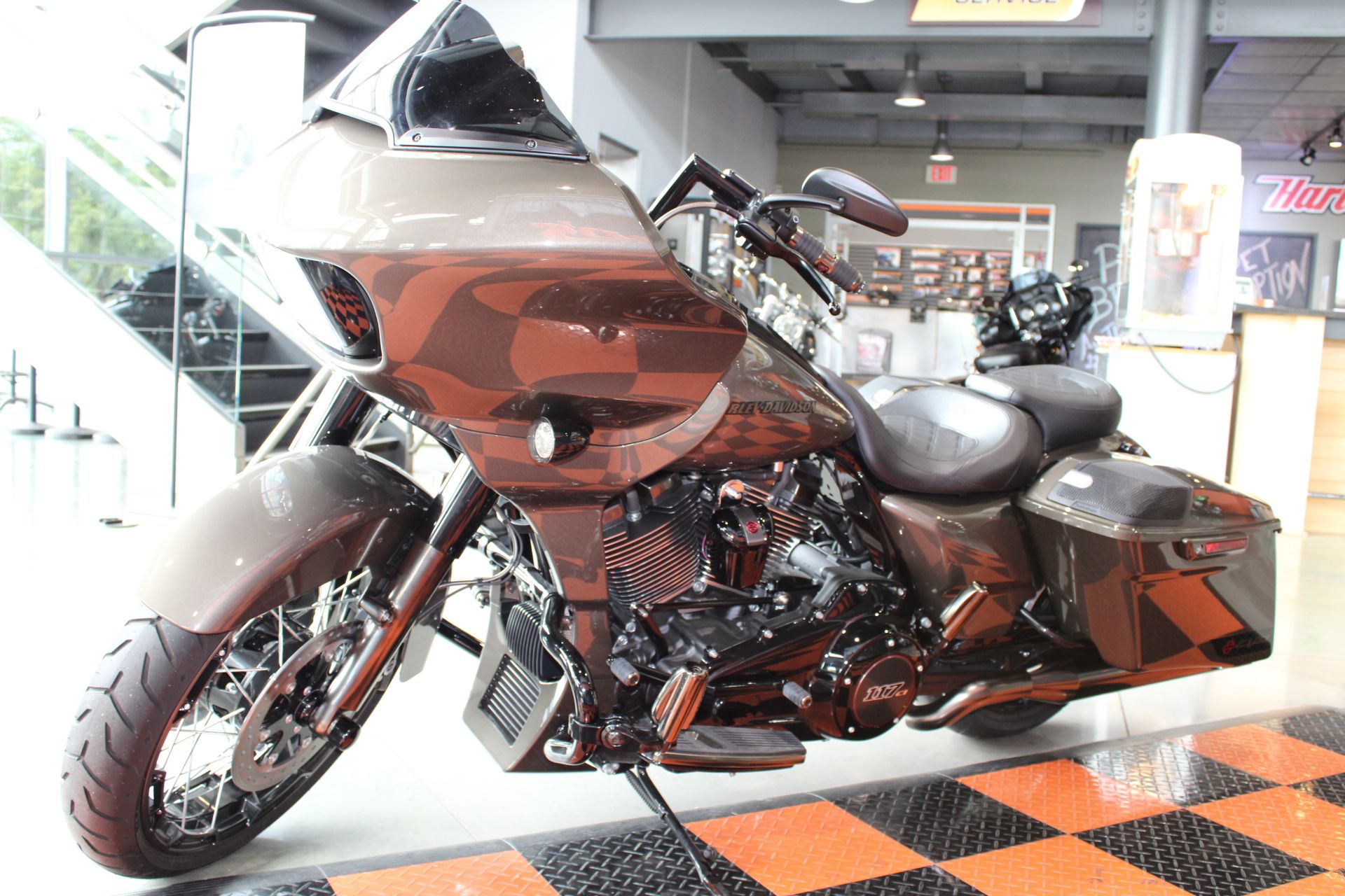 2021 Harley-Davidson CVO™ Road Glide® in Shorewood, Illinois - Photo 23