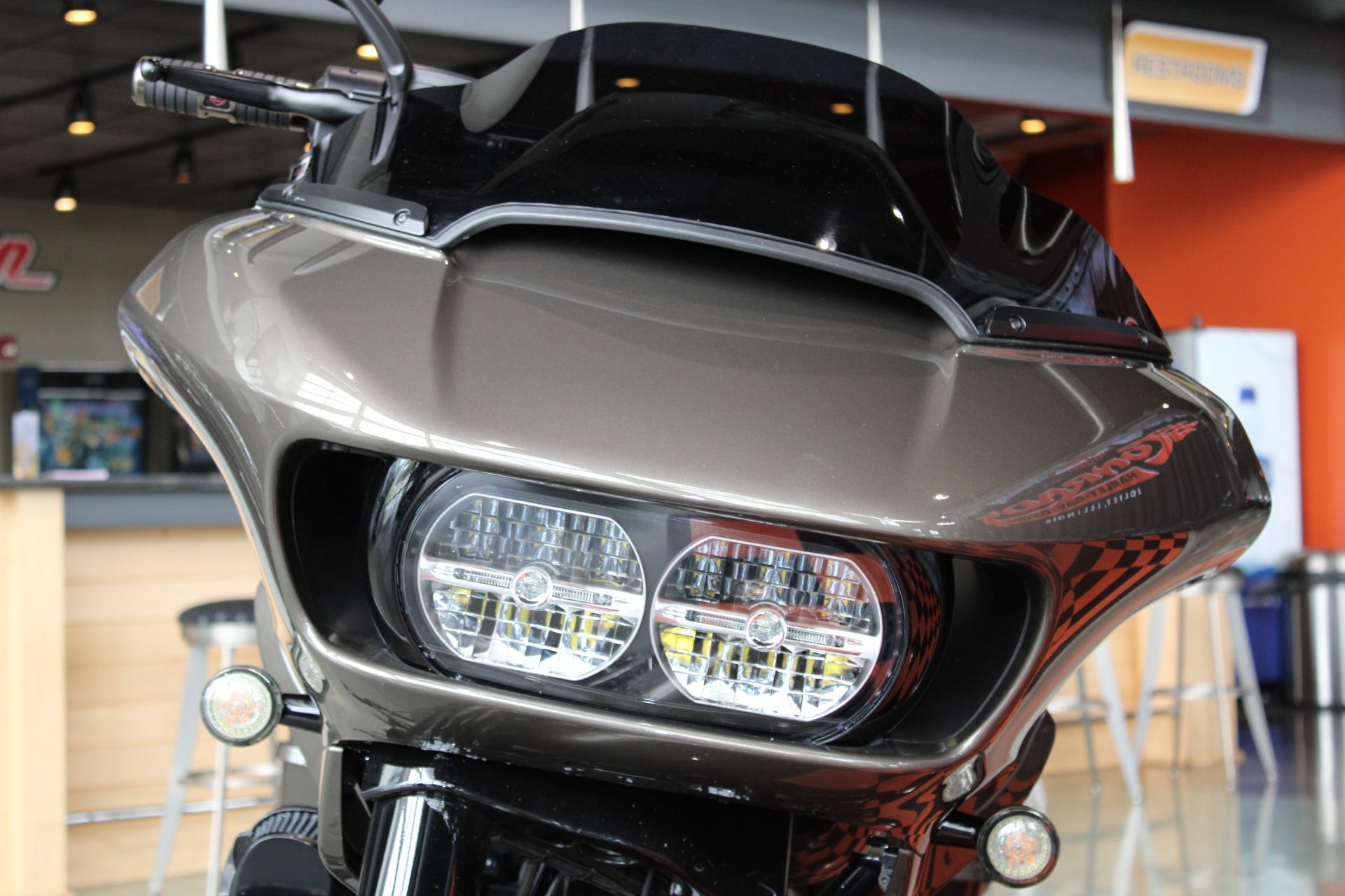 2021 Harley-Davidson CVO™ Road Glide® in Shorewood, Illinois - Photo 25