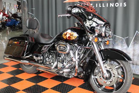 2010 Harley-Davidson Street Glide® in Shorewood, Illinois - Photo 3
