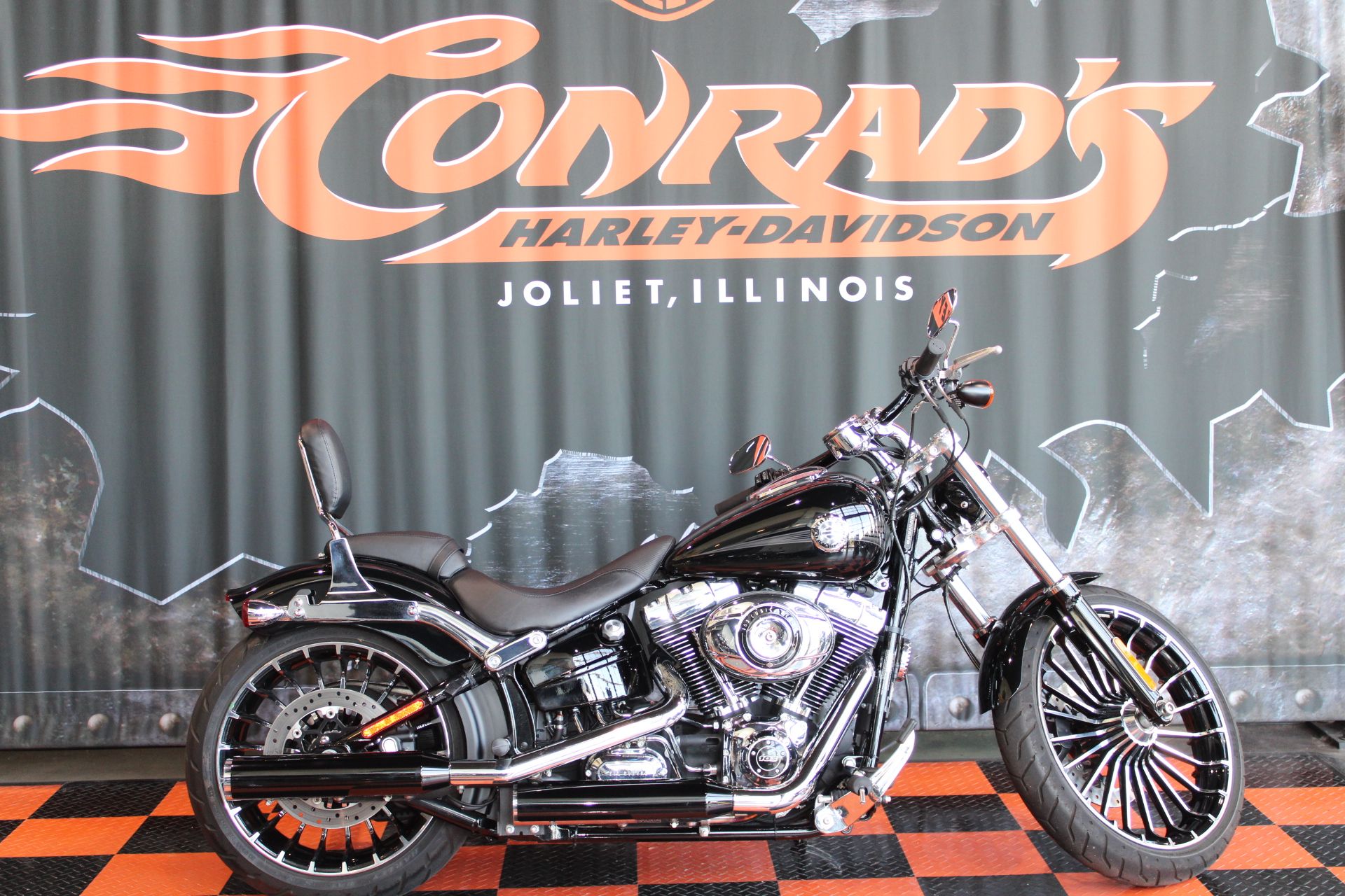2015 Harley-Davidson Breakout® in Shorewood, Illinois - Photo 1