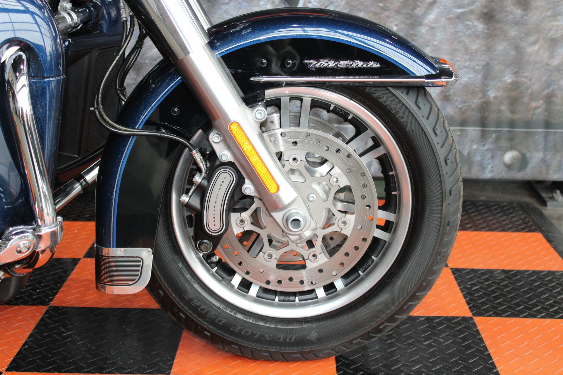 2014 Harley-Davidson Tri Glide® Ultra in Shorewood, Illinois - Photo 4