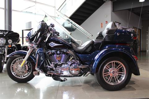2014 Harley-Davidson Tri Glide® Ultra in Shorewood, Illinois - Photo 26