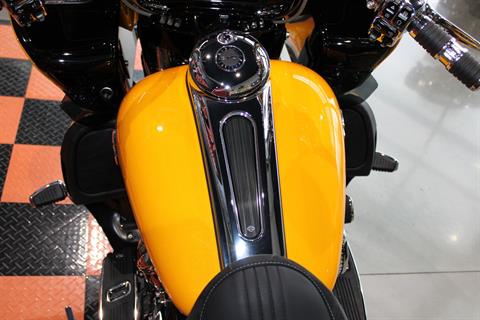 2022 Harley-Davidson CVO™ Road Glide® Limited in Shorewood, Illinois - Photo 13
