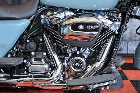 2024 Harley-Davidson Road Glide® 3 in Shorewood, Illinois - Photo 7