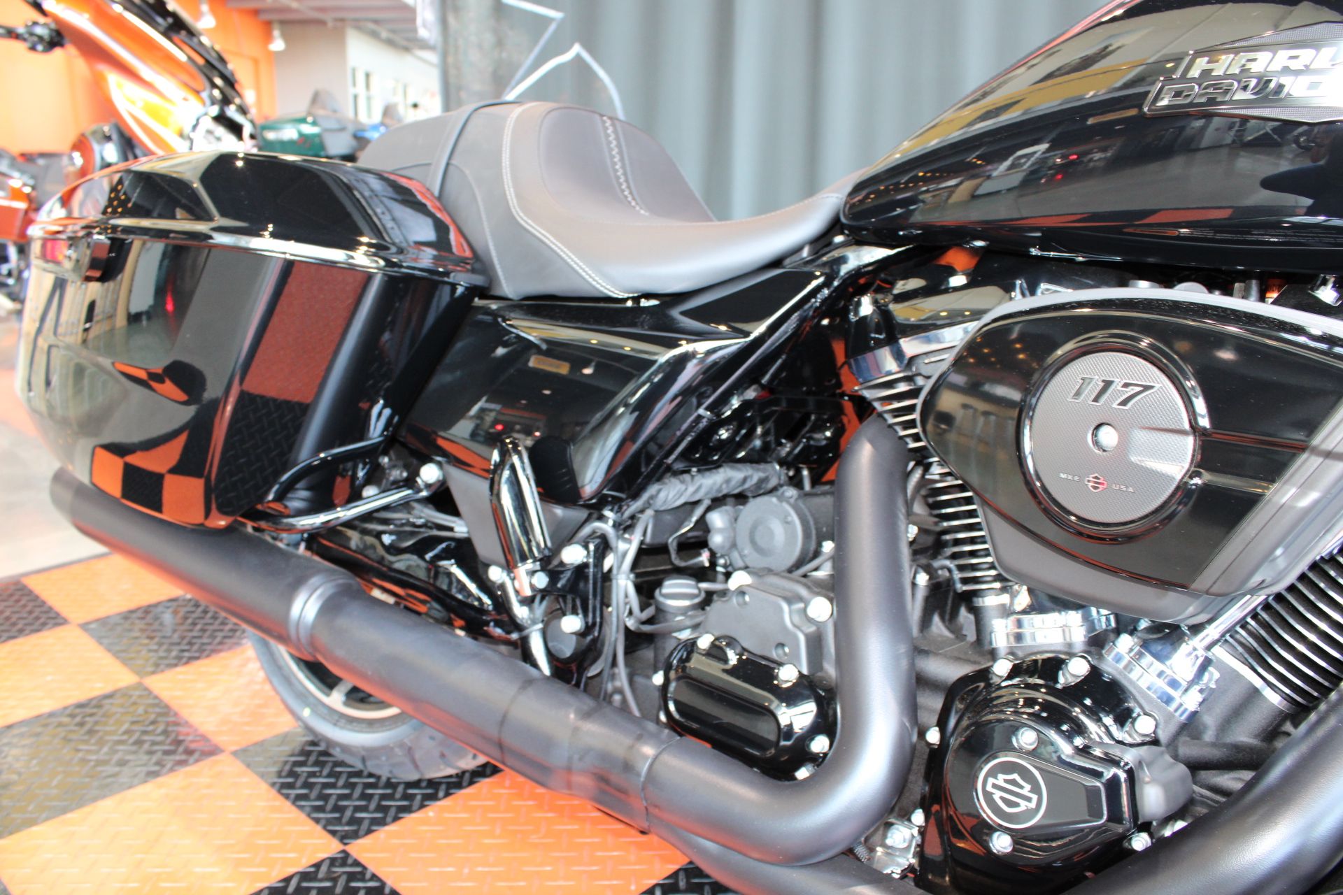 2024 Harley-Davidson Road Glide® in Shorewood, Illinois - Photo 8