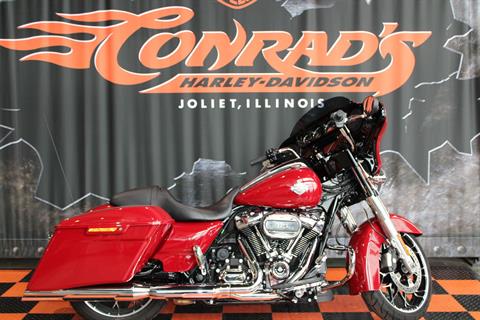 2021 Harley-Davidson Street Glide® Special in Shorewood, Illinois - Photo 1