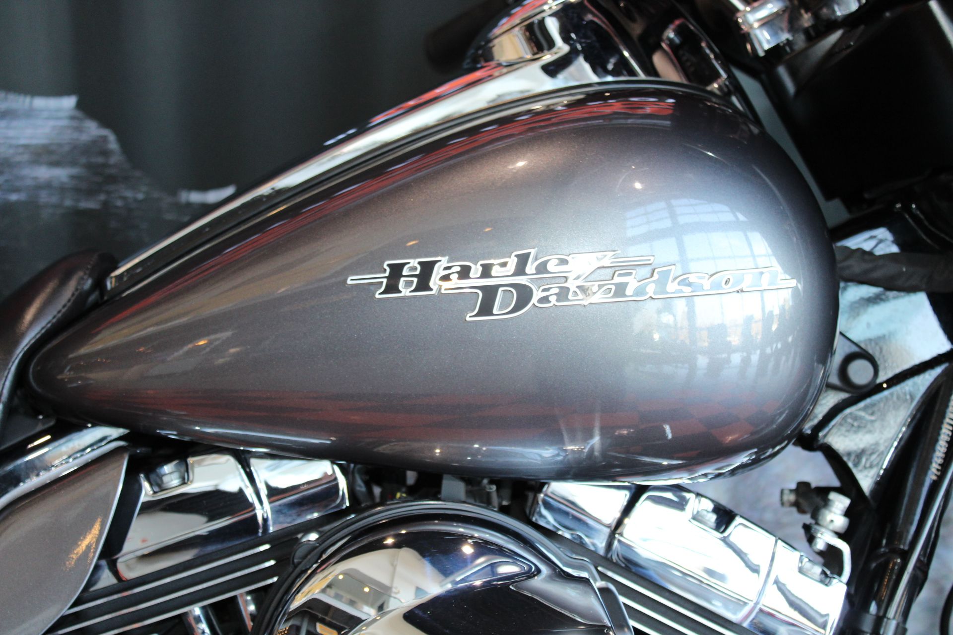 2014 Harley-Davidson Street Glide® in Shorewood, Illinois - Photo 5