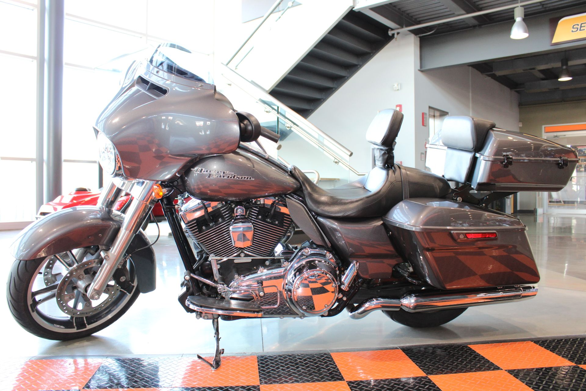 2014 Harley-Davidson Street Glide® in Shorewood, Illinois - Photo 20