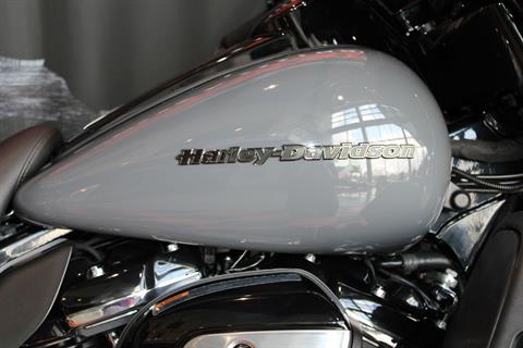 2022 Harley-Davidson Ultra Limited in Shorewood, Illinois - Photo 4