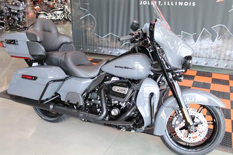 2022 Harley-Davidson Ultra Limited in Shorewood, Illinois - Photo 2
