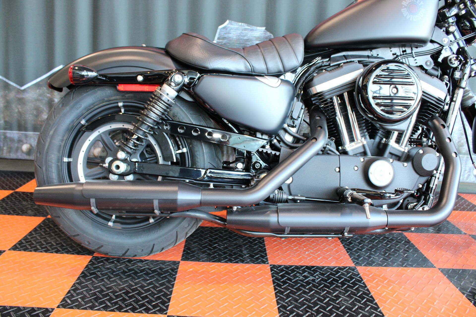 2021 Harley-Davidson Iron 883™ in Shorewood, Illinois - Photo 15